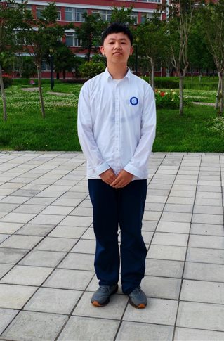 王鏡宇